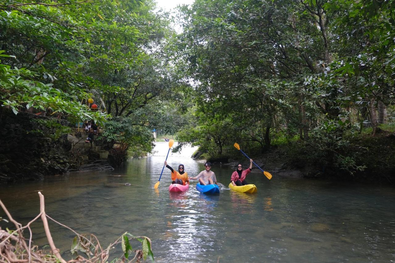 Hau Eco Lodges Citumang Pangandaran Exterior photo